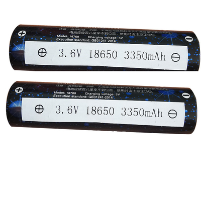 OEM USBターミナルとの円柱李イオン電池ICR18650 3.6V 3350mah