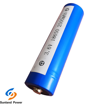 USBターミナルとの再充電のリチウム イオン円柱電池ICR18650 3.6V 2500mah