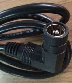 29.4V 2A の E バイクのポータブル 3 Pin の充電器 157mm x 72mm x 45mm