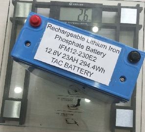 太陽照明のための収容UL2054の青い12V LiFePO4電池のパック26650 23AH