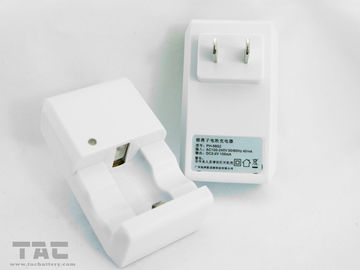 日付の充電器ケーブルの再充電可能な CR2 携帯用充電器