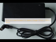 29.4V 2A 電子バイク 携帯型3ピンバッテリー充電器 157mm x 72mm x 45mm